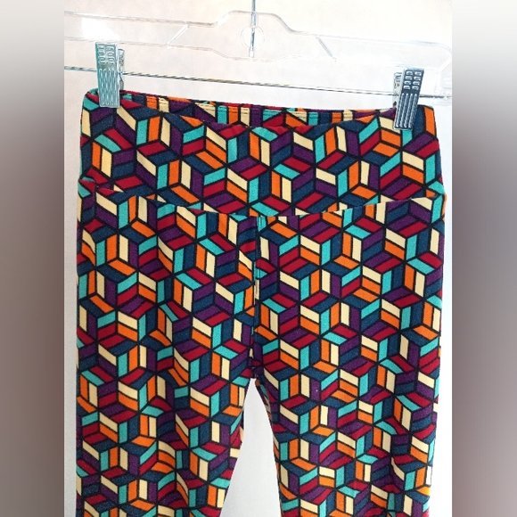 One Size LuLaRoe OS Leggings Geometric Colorful Buttery Soft - Picture 7 of 7